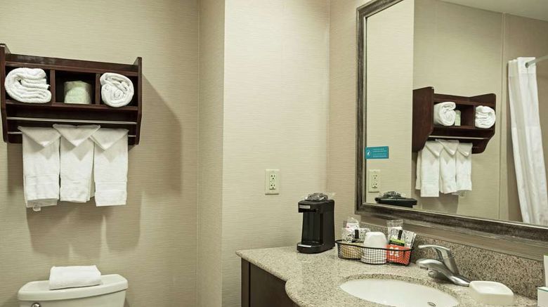<b>Hampton Inn & Suites Prescott Valley Room</b>. Images powered by <a href="https://iceportal.shijigroup.com/" title="IcePortal" target="_blank">IcePortal</a>.