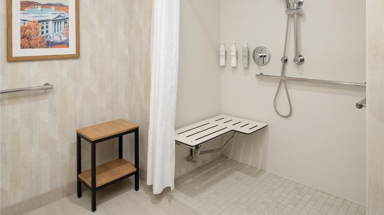 Hampton Inn & Suites Prescott Valley Room