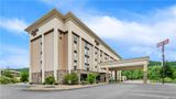 <b>Hampton Inn Princeton Exterior</b>. Images powered by <a href="https://iceportal.shijigroup.com/" title="IcePortal" target="_blank">IcePortal</a>.