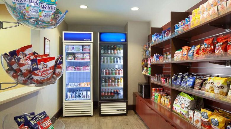 <b>Hampton Inn Parsippany Restaurant</b>. Images powered by <a href="https://iceportal.shijigroup.com/" title="IcePortal" target="_blank">IcePortal</a>.