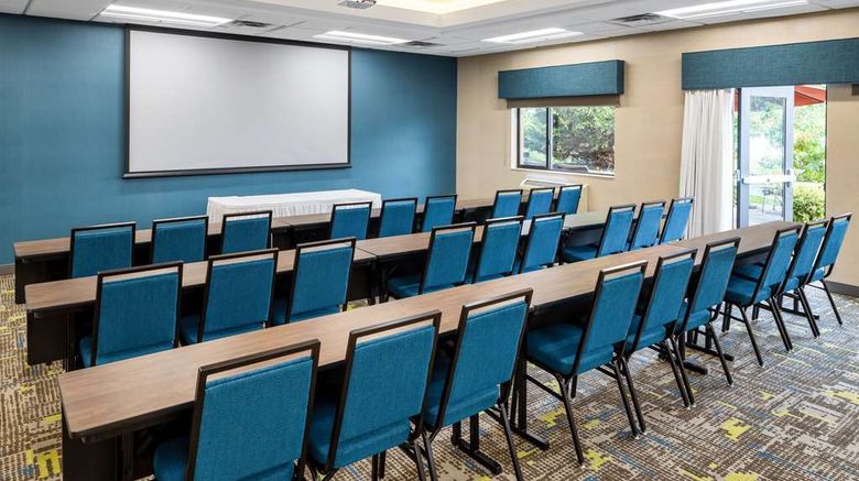 <b>Hampton Inn Richland-Tri Cities Meeting</b>. Images powered by <a href="https://iceportal.shijigroup.com/" title="IcePortal" target="_blank">IcePortal</a>.