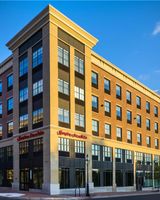 Hampton Inn & Suites Portsmouth Downtown