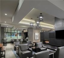 Hampton Inn & Suites Portsmouth Downtown Lobby