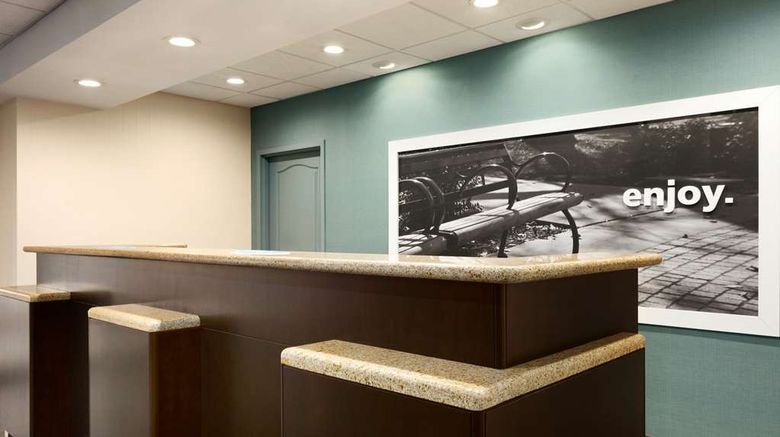 <b>Hampton Inn Dover Lobby</b>. Images powered by <a href="https://iceportal.shijigroup.com/" title="IcePortal" target="_blank">IcePortal</a>.