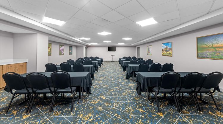 Hampton Inn & Suites Palestine Meeting