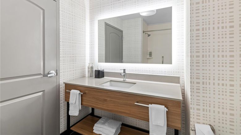 <b>Hampton Inn & Suites Palestine Room</b>. Images powered by <a href="https://iceportal.shijigroup.com/" title="IcePortal" target="_blank">IcePortal</a>.