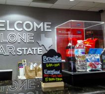 Hampton Inn & Suites Port Arthur Lobby