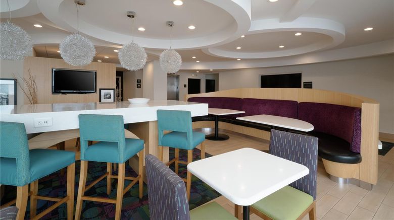 <b>Hampton Inn Hopewell Fort Lee Lobby</b>. Images powered by <a href="https://iceportal.shijigroup.com/" title="IcePortal" target="_blank">IcePortal</a>.