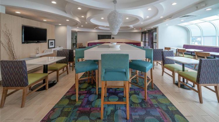 Hampton Inn Hopewell Fort Lee Lobby