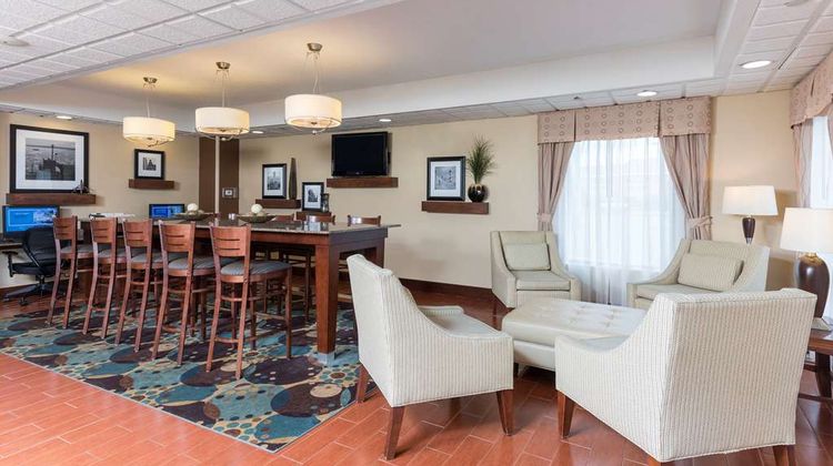 Hampton Inn Port Huron Lobby