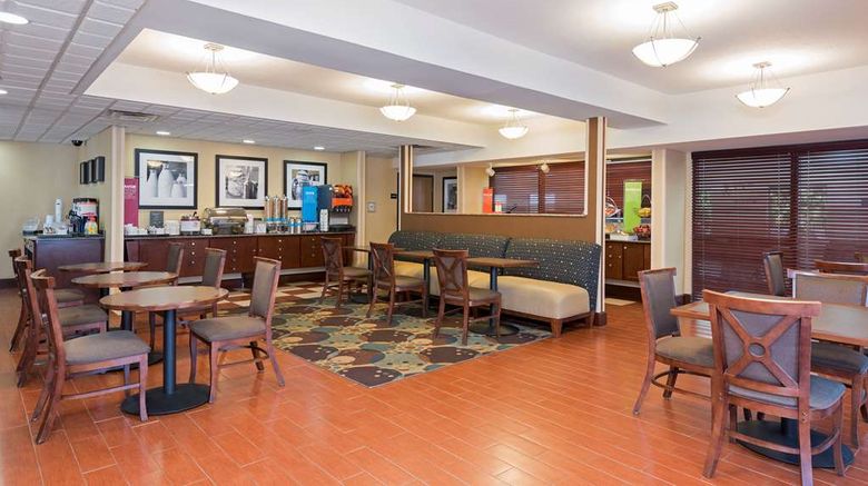 <b>Hampton Inn Port Huron Restaurant</b>. Images powered by <a href="https://iceportal.shijigroup.com/" title="IcePortal" target="_blank">IcePortal</a>.