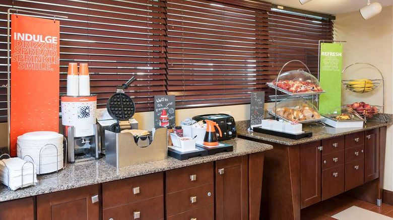 <b>Hampton Inn Port Huron Restaurant</b>. Images powered by <a href="https://iceportal.shijigroup.com/" title="IcePortal" target="_blank">IcePortal</a>.