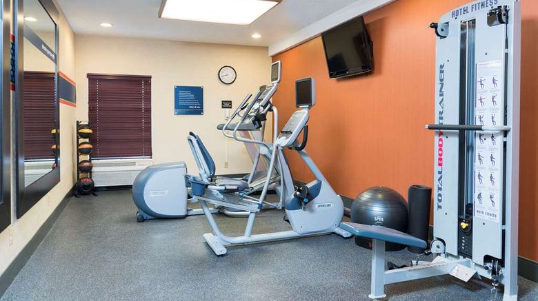 <b>Hampton Inn Port Huron Health</b>. Images powered by <a href="https://iceportal.shijigroup.com/" title="IcePortal" target="_blank">IcePortal</a>.