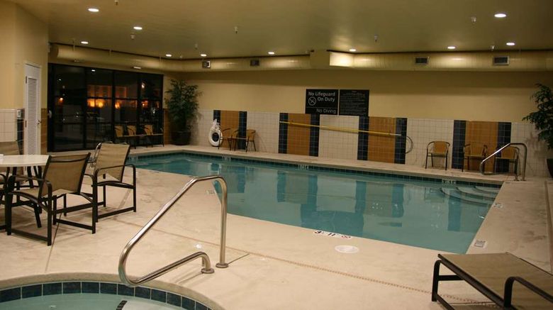 <b>Hampton Inn & Suites Pueblo North Pool</b>. Images powered by <a href="https://iceportal.shijigroup.com/" title="IcePortal" target="_blank">IcePortal</a>.