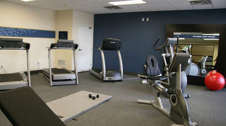 <b>Hampton Inn & Suites Pueblo North Health</b>. Images powered by <a href="https://iceportal.shijigroup.com/" title="IcePortal" target="_blank">IcePortal</a>.