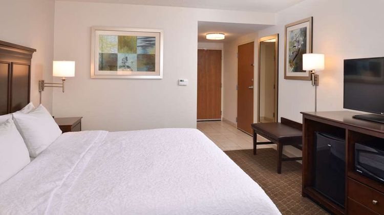Hampton Inn & Suites Pueblo Southgate Room