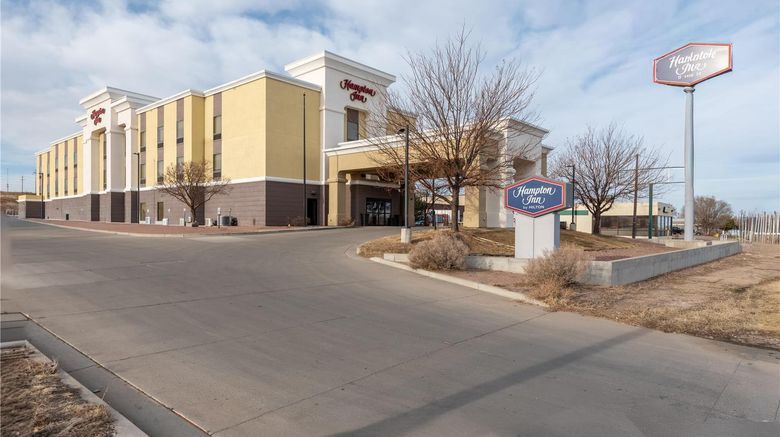 <b>Hampton Inn La Junta Exterior</b>. Images powered by <a href="https://iceportal.shijigroup.com/" title="IcePortal" target="_blank">IcePortal</a>.