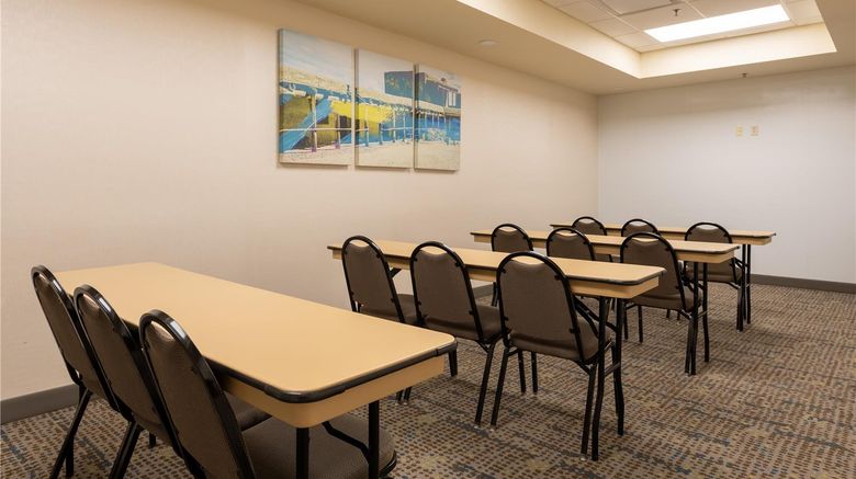 <b>Hampton Inn La Junta Meeting</b>. Images powered by <a href="https://iceportal.shijigroup.com/" title="IcePortal" target="_blank">IcePortal</a>.