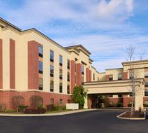 Hampton Inn/Suites Providence/Smithfield Exterior