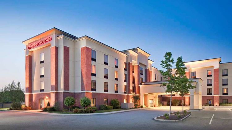 Hampton Inn/Suites Providence/Smithfield Exterior