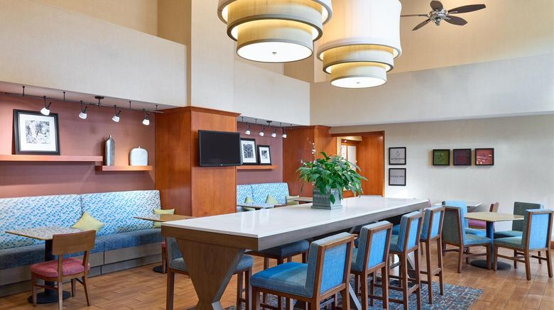 <b>Hampton Inn/Suites Providence/Smithfield Lobby</b>. Images powered by <a href="https://iceportal.shijigroup.com/" title="IcePortal" target="_blank">IcePortal</a>.