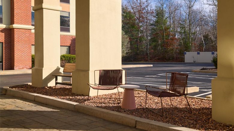 <b>Hampton Inn/Suites Providence/Smithfield Exterior</b>. Images powered by <a href="https://iceportal.shijigroup.com/" title="IcePortal" target="_blank">IcePortal</a>.