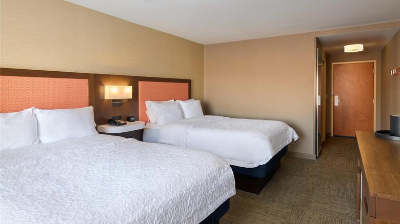 <b>Hampton Inn/Suites Providence/Smithfield Room</b>. Images powered by <a href="https://iceportal.shijigroup.com/" title="IcePortal" target="_blank">IcePortal</a>.