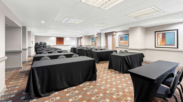 Hampton Inn Pennsville Meeting