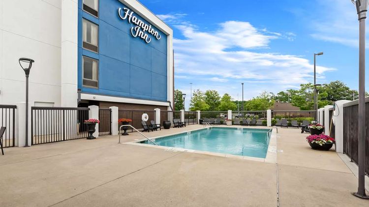Hampton Inn Pennsville Pool