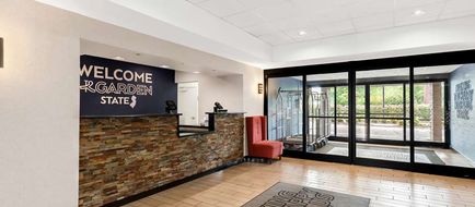 Hampton Inn Pennsville Lobby