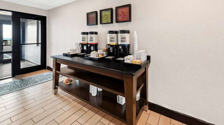 Hampton Inn Pennsville Restaurant
