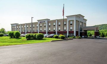Hampton Inn Pine Grove