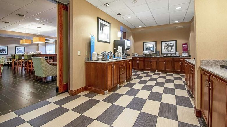<b>Hampton Inn Pine Grove Restaurant</b>. Images powered by <a href="https://iceportal.shijigroup.com/" title="IcePortal" target="_blank">IcePortal</a>.