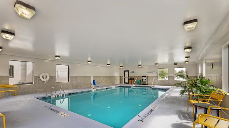 <b>Hampton Inn Pine Grove Pool</b>. Images powered by <a href="https://iceportal.shijigroup.com/" title="IcePortal" target="_blank">IcePortal</a>.