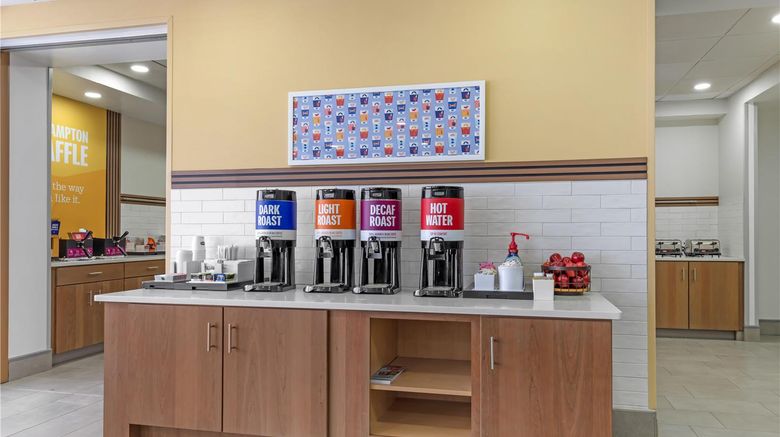 <b>Hampton Inn Pine Grove Restaurant</b>. Images powered by <a href="https://iceportal.shijigroup.com/" title="IcePortal" target="_blank">IcePortal</a>.