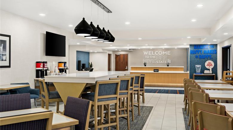 <b>Hampton Inn Provo Lobby</b>. Images powered by <a href="https://iceportal.shijigroup.com/" title="IcePortal" target="_blank">IcePortal</a>.