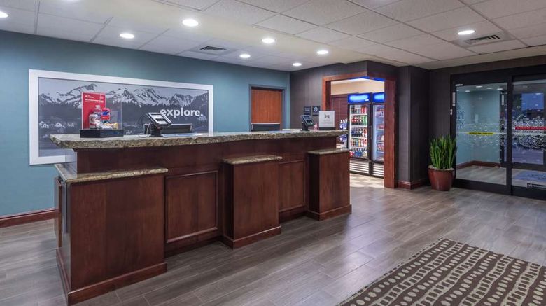 <b>Hampton Inn Lehi-Thanksgiving Point Lobby</b>. Images powered by <a href="https://iceportal.shijigroup.com/" title="IcePortal" target="_blank">IcePortal</a>.