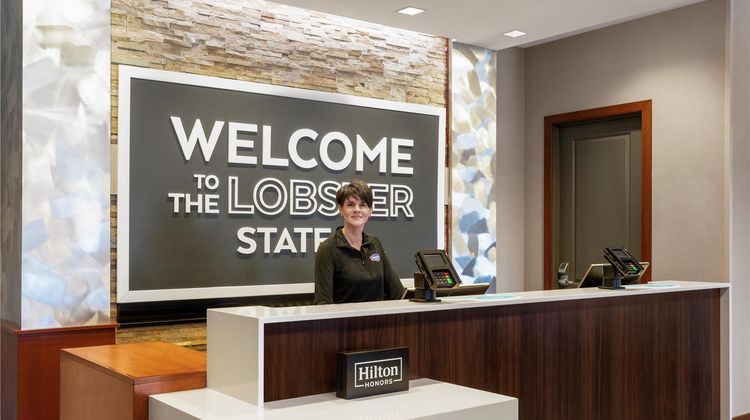 Hampton Inn Portland Downtown-Waterfront Lobby