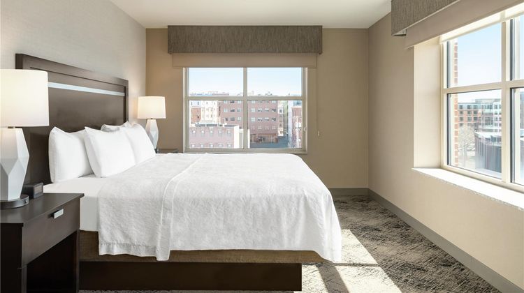 Hampton Inn Portland Downtown-Waterfront Room
