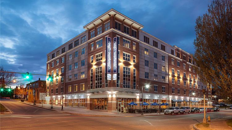 Hampton Inn Portland Downtown-Waterfront Exterior