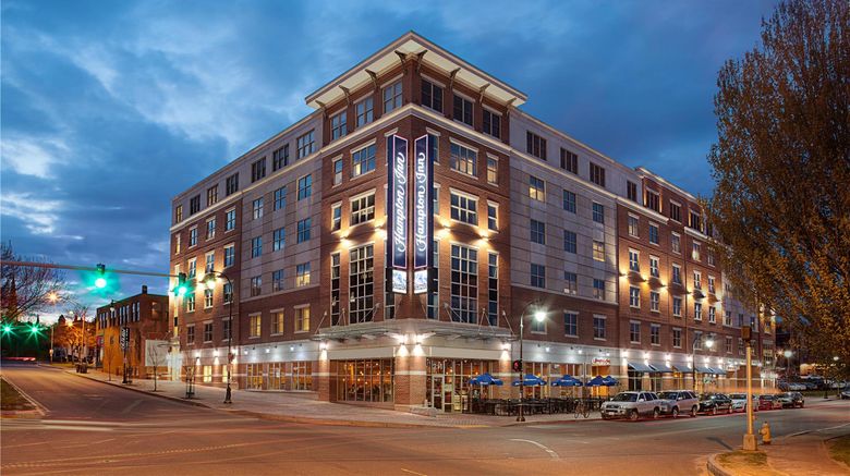 <b>Hampton Inn Portland Downtown-Waterfront Exterior</b>. Images powered by <a href="https://iceportal.shijigroup.com/" title="IcePortal" target="_blank">IcePortal</a>.