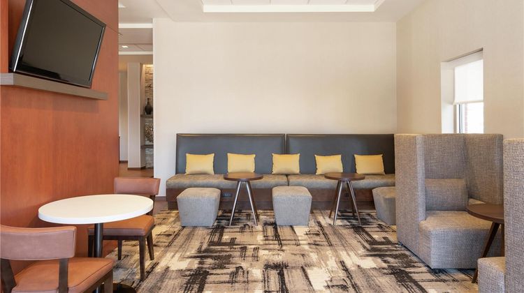 Hampton Inn Portland Downtown-Waterfront Lobby