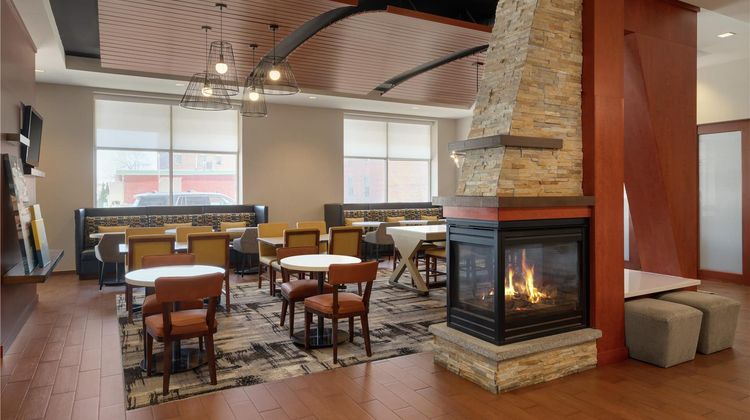 Hampton Inn Portland Downtown-Waterfront Lobby