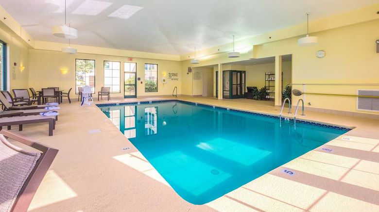 <b>Hampton Inn Freeport Pool</b>. Images powered by <a href="https://iceportal.shijigroup.com/" title="IcePortal" target="_blank">IcePortal</a>.