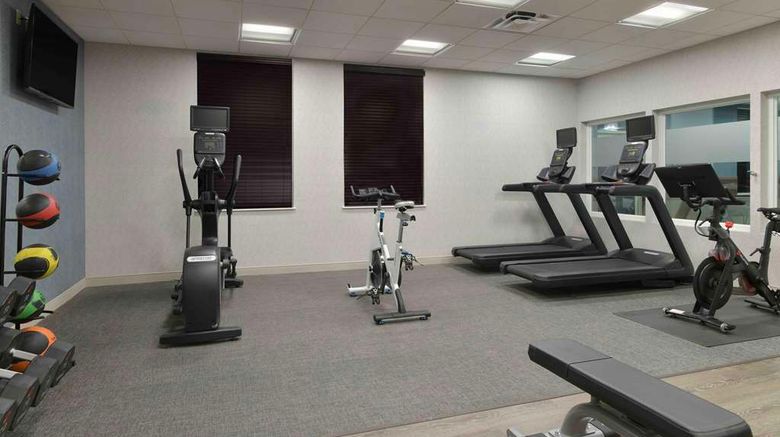 <b>Hampton Inn Lewiston/Auburn Health</b>. Images powered by <a href="https://iceportal.shijigroup.com/" title="IcePortal" target="_blank">IcePortal</a>.