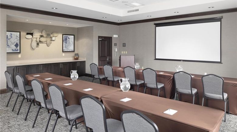 <b>Hampton Inn Lewiston/Auburn Meeting</b>. Images powered by <a href="https://iceportal.shijigroup.com/" title="IcePortal" target="_blank">IcePortal</a>.