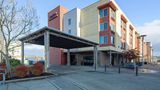 <b>Hampton Inn & Suites Bremerton Exterior</b>. Images powered by <a href="https://iceportal.shijigroup.com/" title="IcePortal" target="_blank">IcePortal</a>.