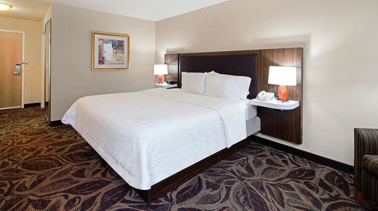 Hampton Inn & Suites Bremerton Room