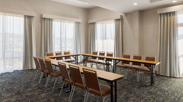 Hampton Inn & Suites Bremerton Meeting
