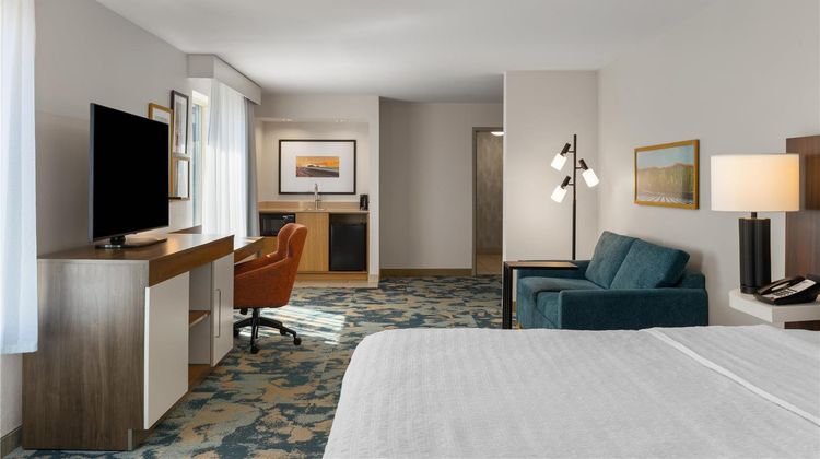 Hampton Inn & Suites Bremerton Room